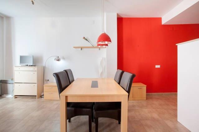 Loft In 1Th Floor & Terrace In 4Th Floor Apartment บาเลนเซีย ภายนอก รูปภาพ